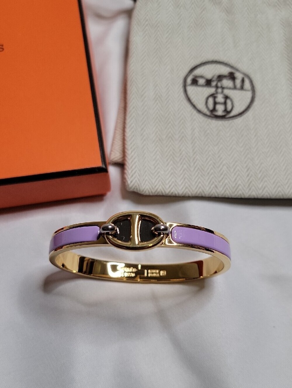 Hermès Mini Clic Chaine D'Ancre Bracelet Gold Finish With Purple Enamel - Picture 2 of 4